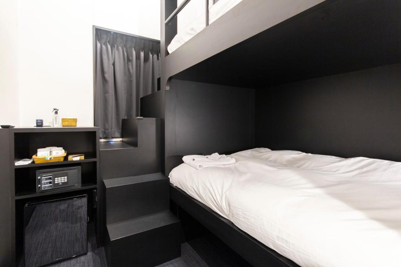 Hotel Trad Replay Ōsaka Extérieur photo