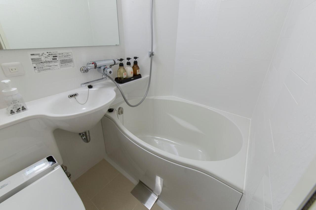 Hotel Trad Replay Ōsaka Extérieur photo