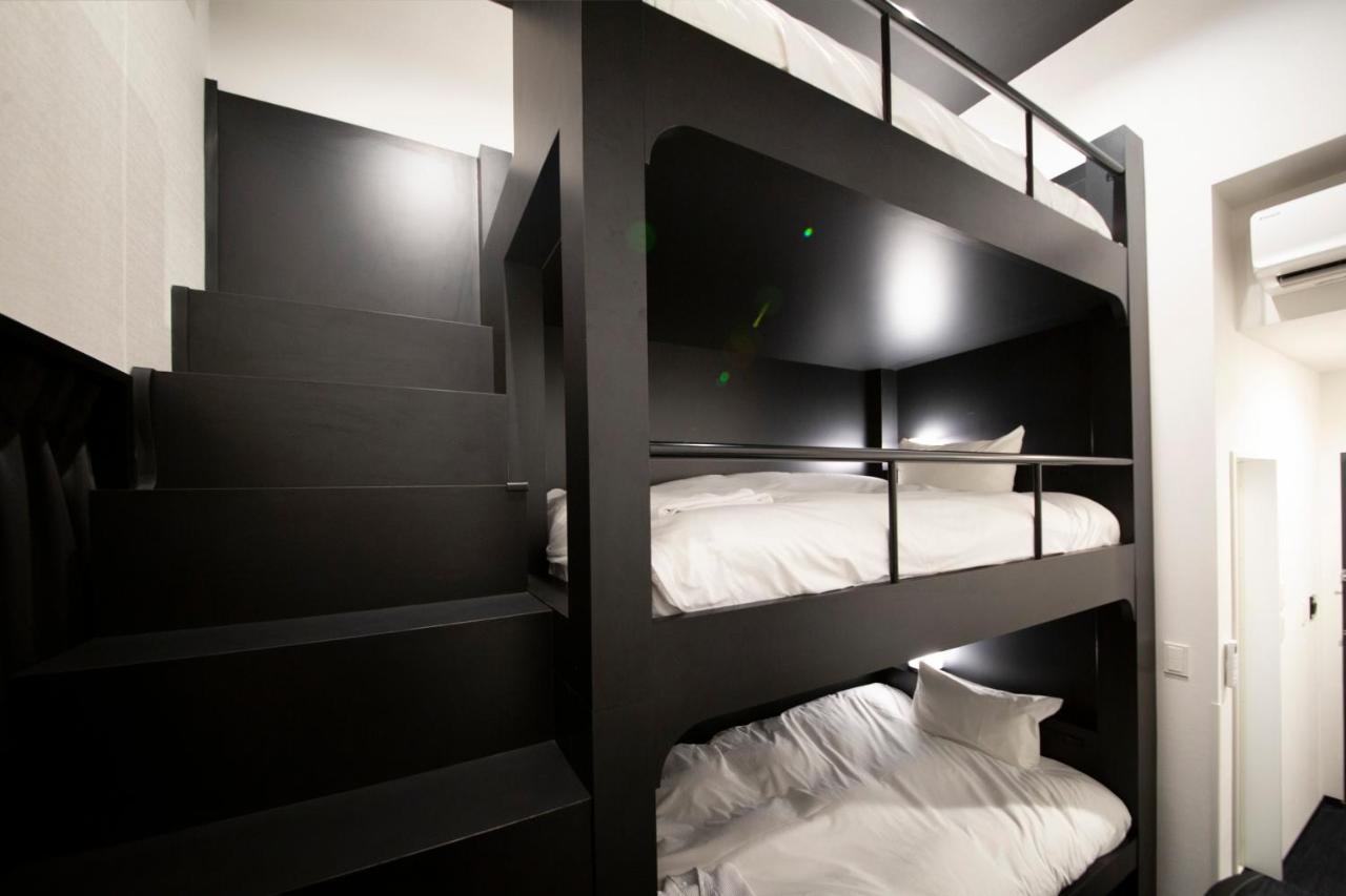 Hotel Trad Replay Ōsaka Extérieur photo