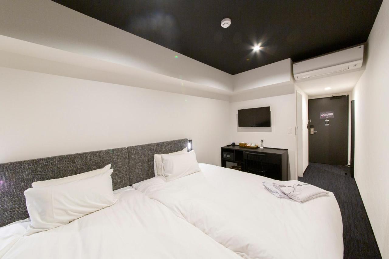 Hotel Trad Replay Ōsaka Extérieur photo