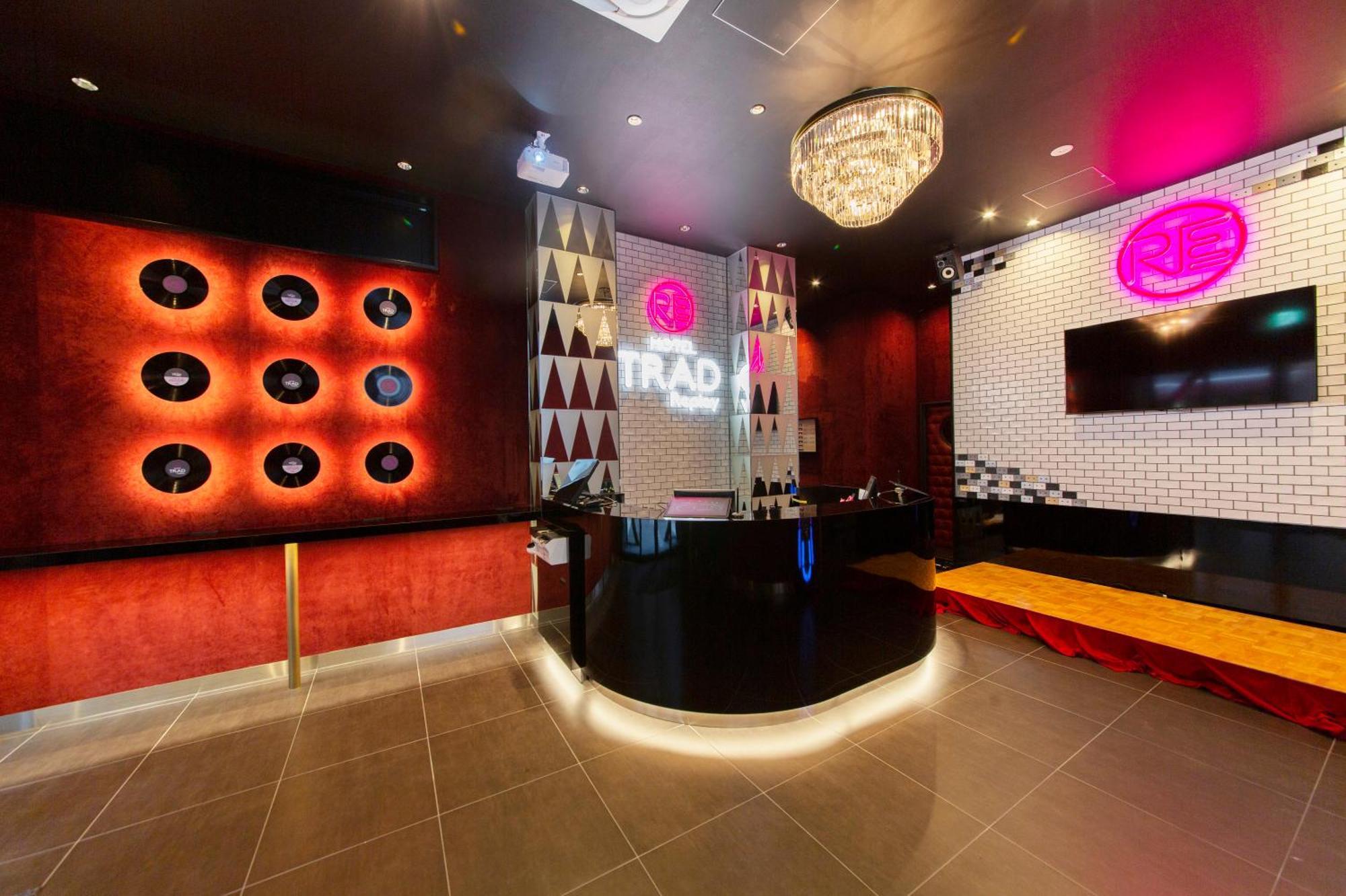 Hotel Trad Replay Ōsaka Extérieur photo