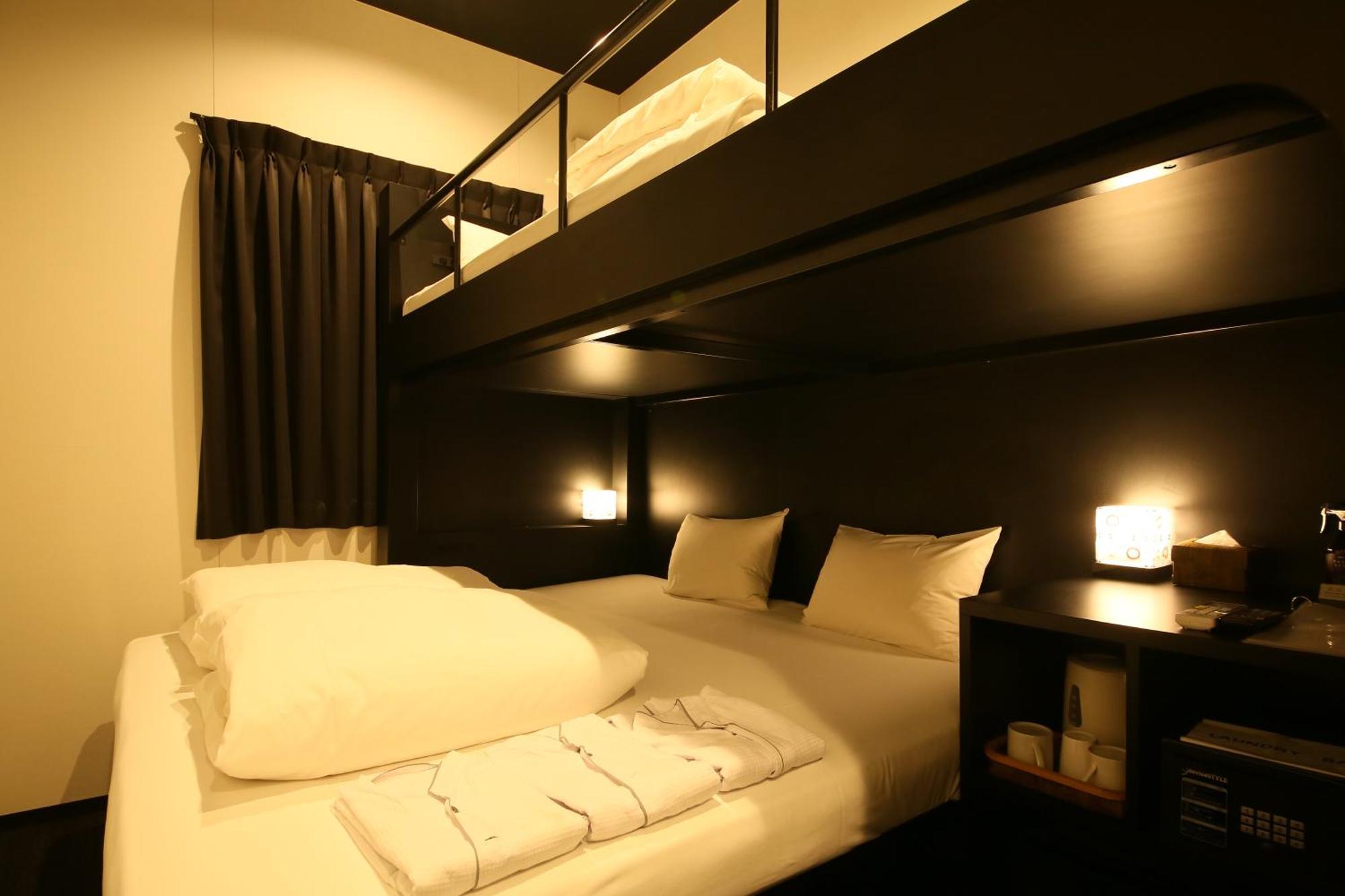 Hotel Trad Replay Ōsaka Extérieur photo