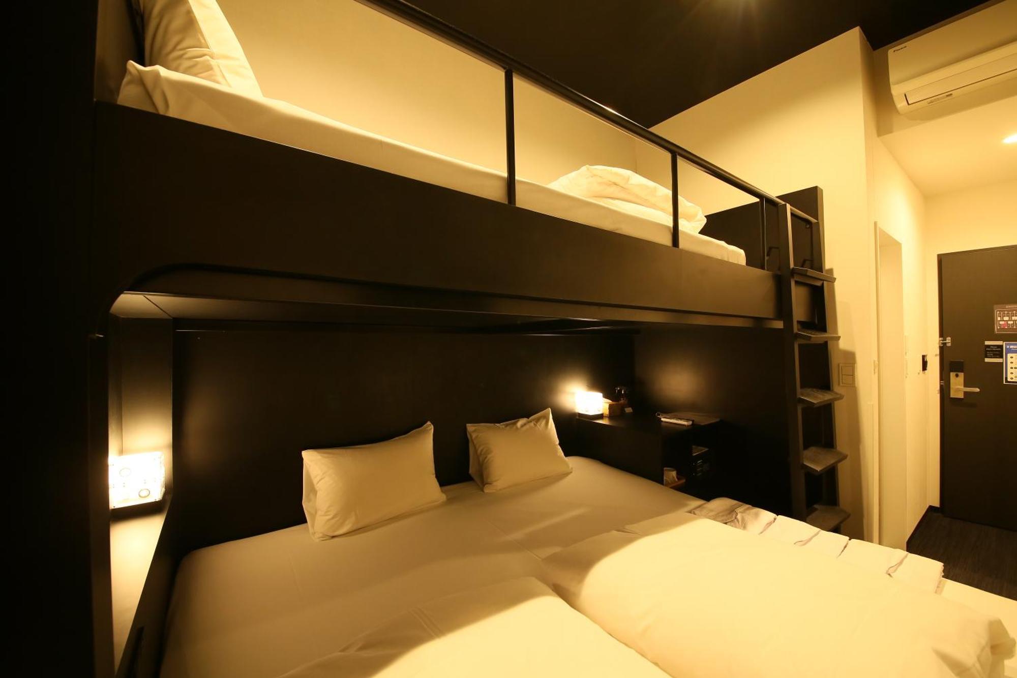 Hotel Trad Replay Ōsaka Extérieur photo